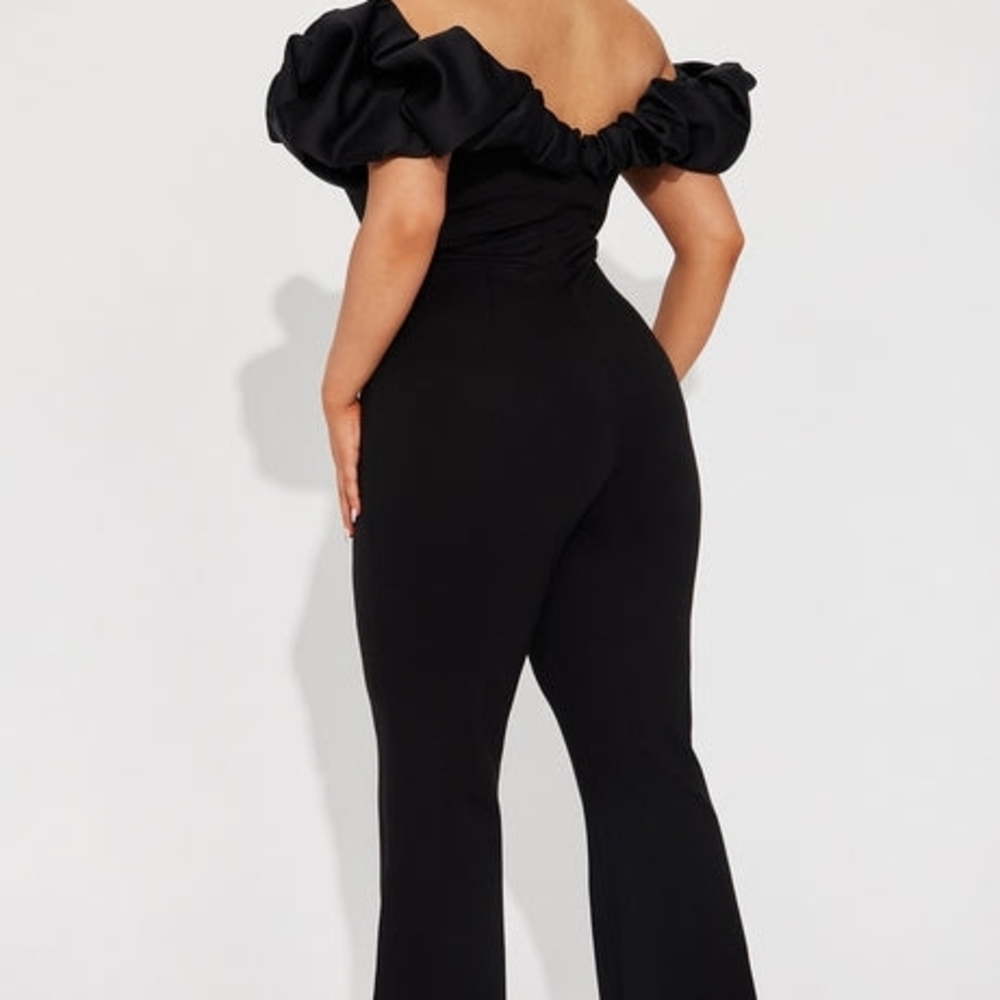Black Off-Shoulder Ruffle Jumpsuit - Picture 2 of 4